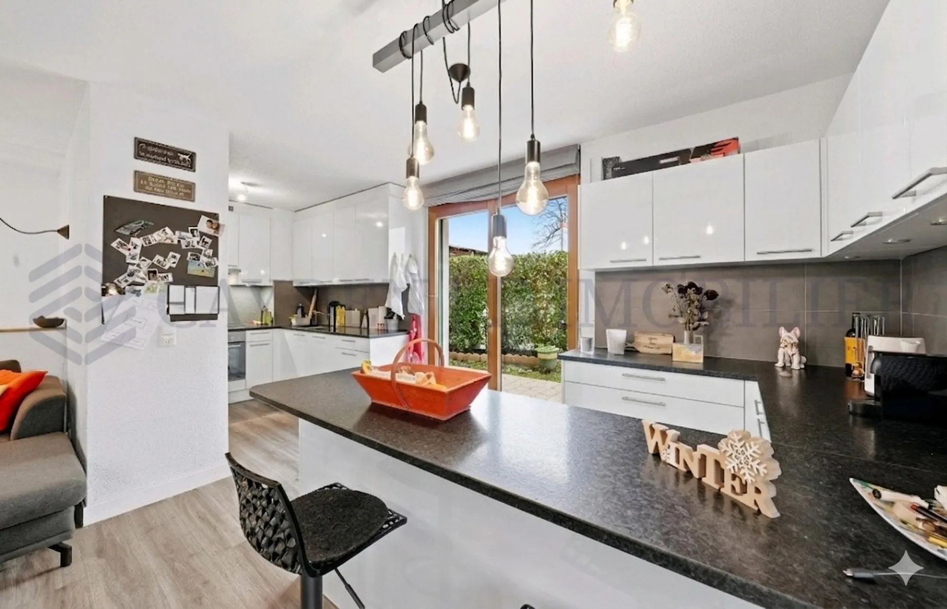 En exclusivité !! vaste 7 Pièces avec jardin à Bernex