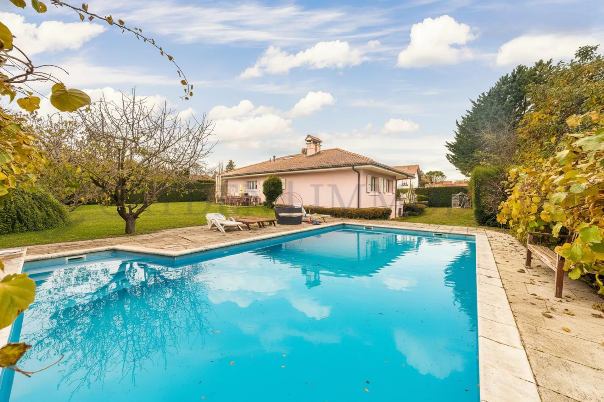 Villa individuelle 6 chambres, avec piscine