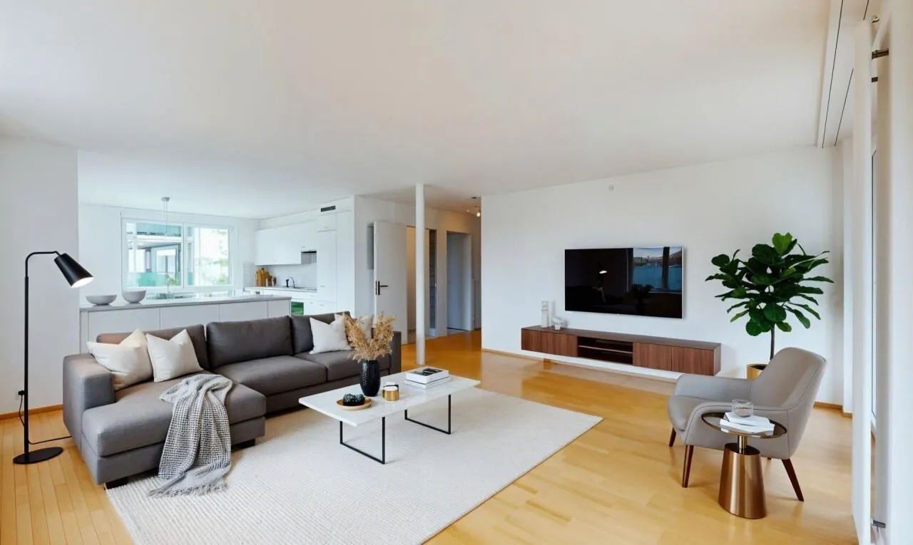 4.5-Zimmer Wohnung mit hellem Wohnambiente und 25 m2 grossem Balkon