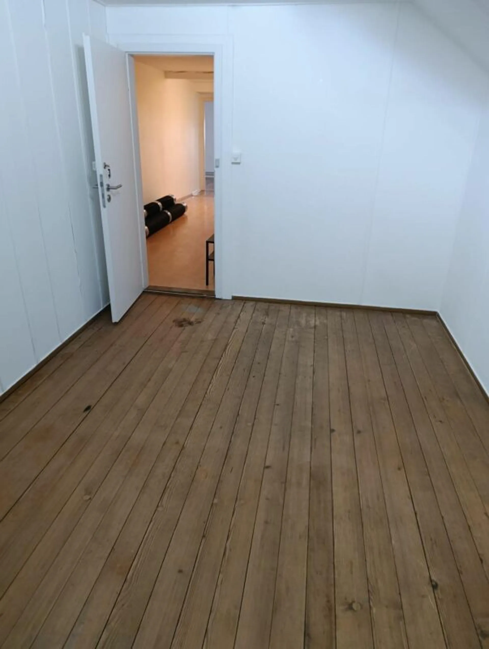 Charmantes Zimmer sucht neuen Mieter - Willkommen in Ihrem neuen Zuhause!