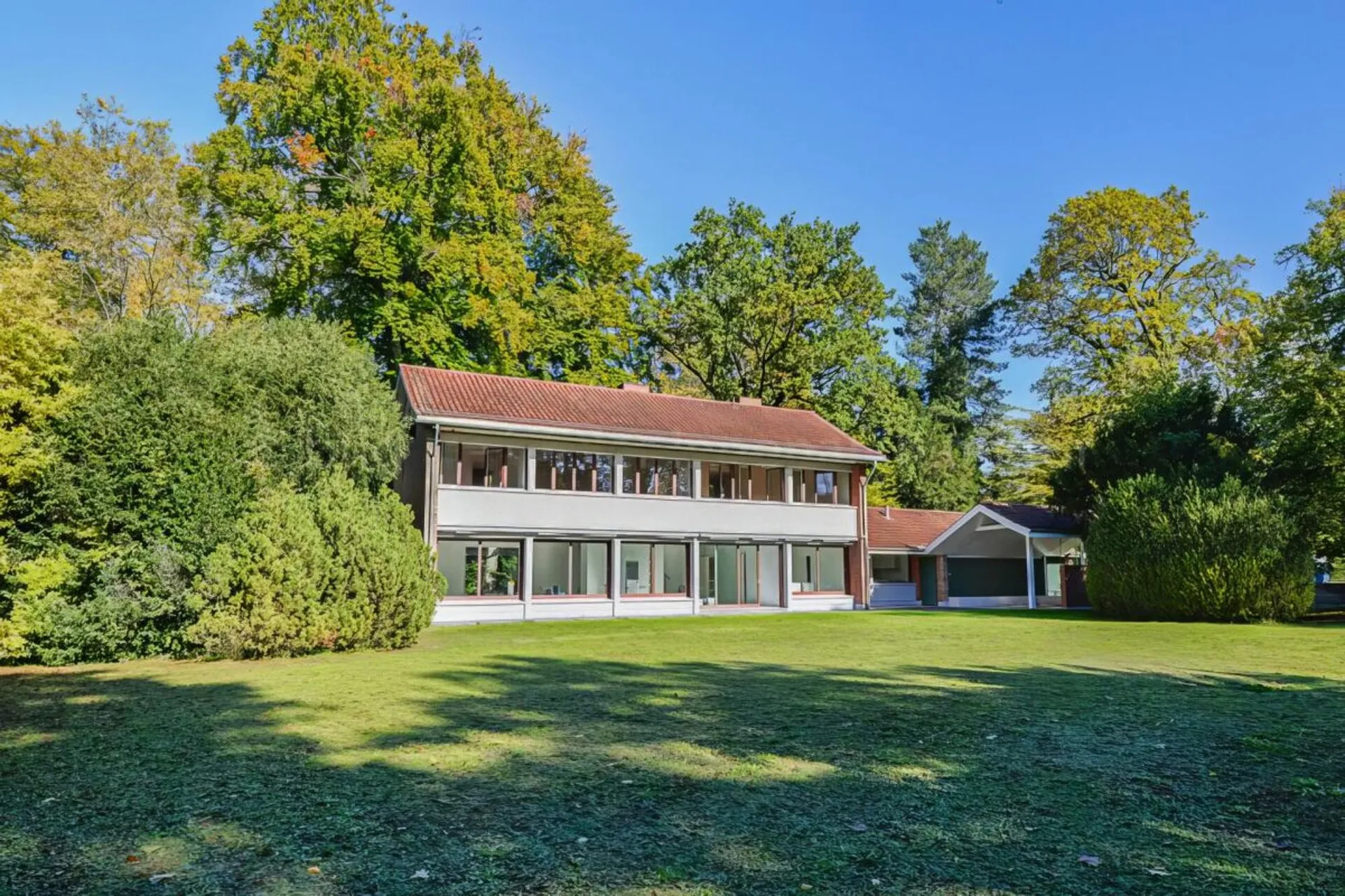 Einfamilienhaus mit grossem Garten beim Gellertpark in Basel