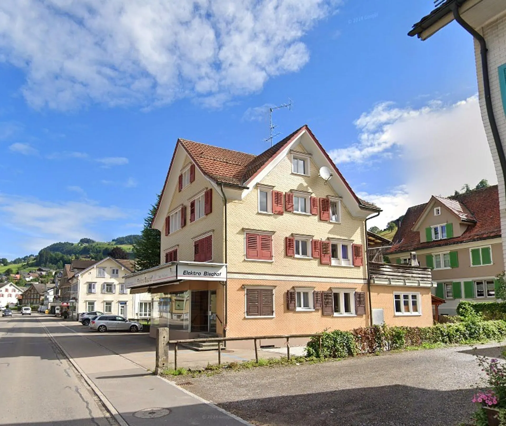 Grosszügige Studio-Wohnung an bester Lage!