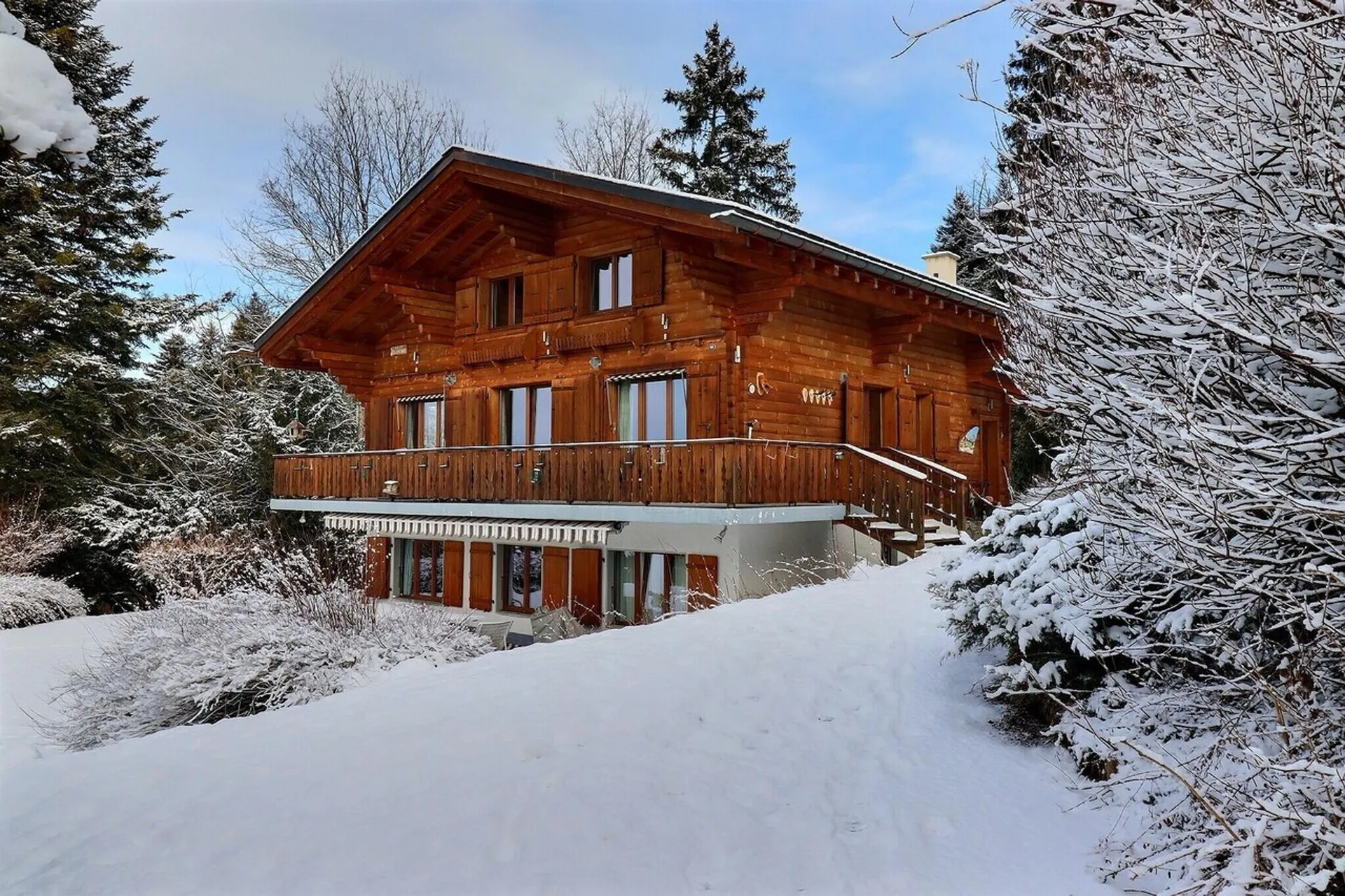 Magnifique chalet dans un écrin de verdure
