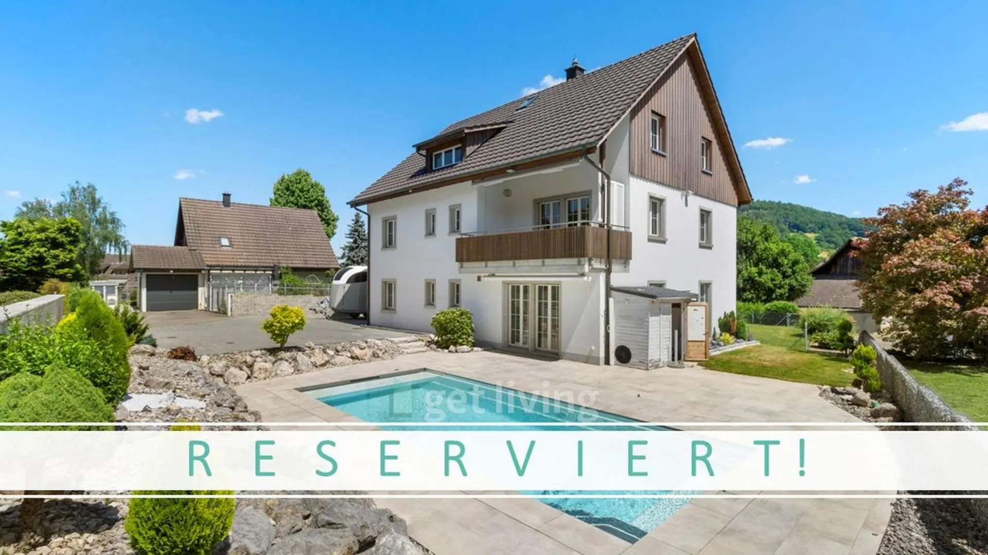 FREISTEHENDES EINFAMILIENHAUS MIT POOL (STEUERFUSS 90 %)--SINGLE-FAMILY HOUSE WITH POOL (TAX RATE 90%)