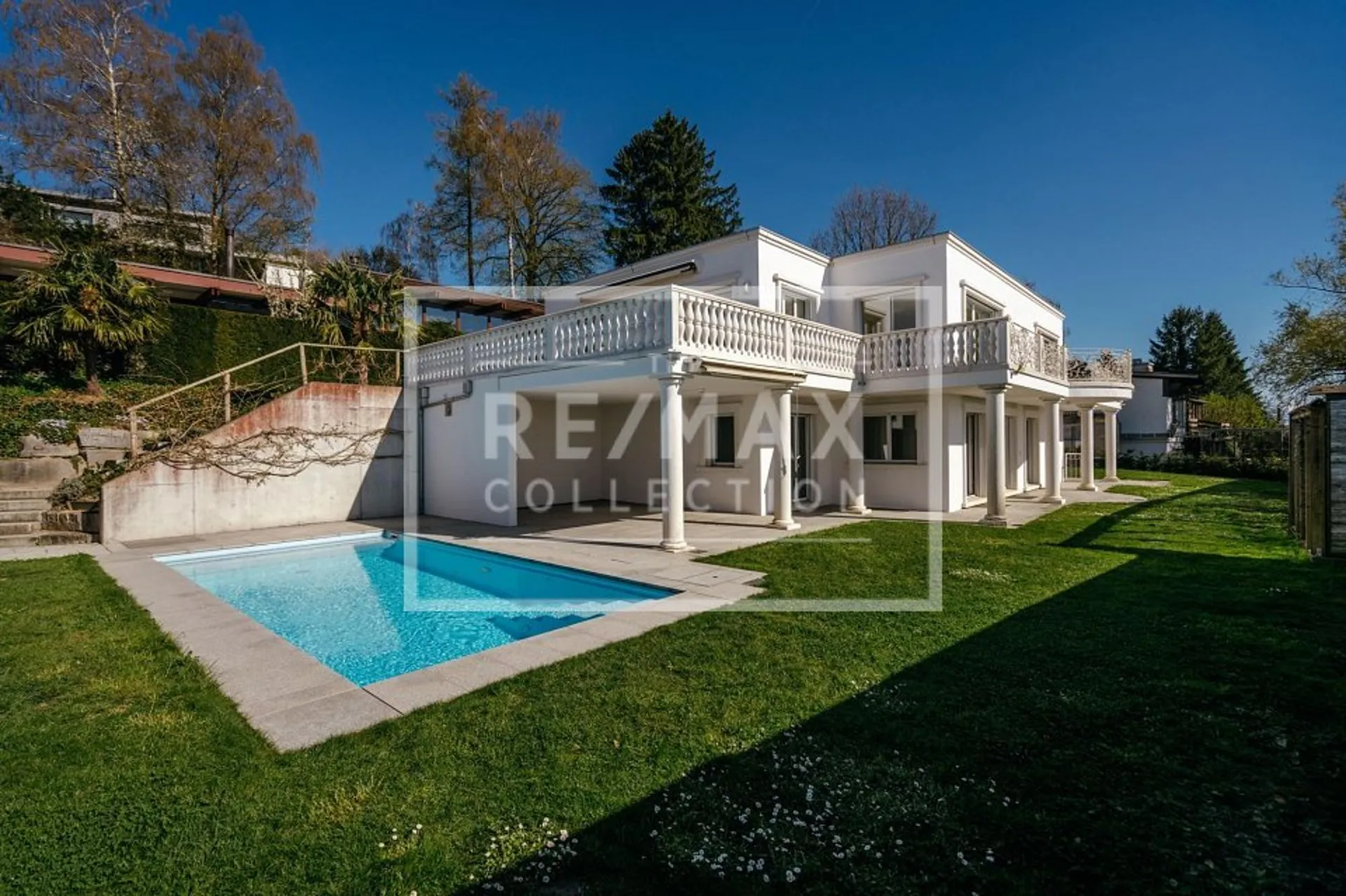 Repräsentative Panoramavilla am Mutschellen