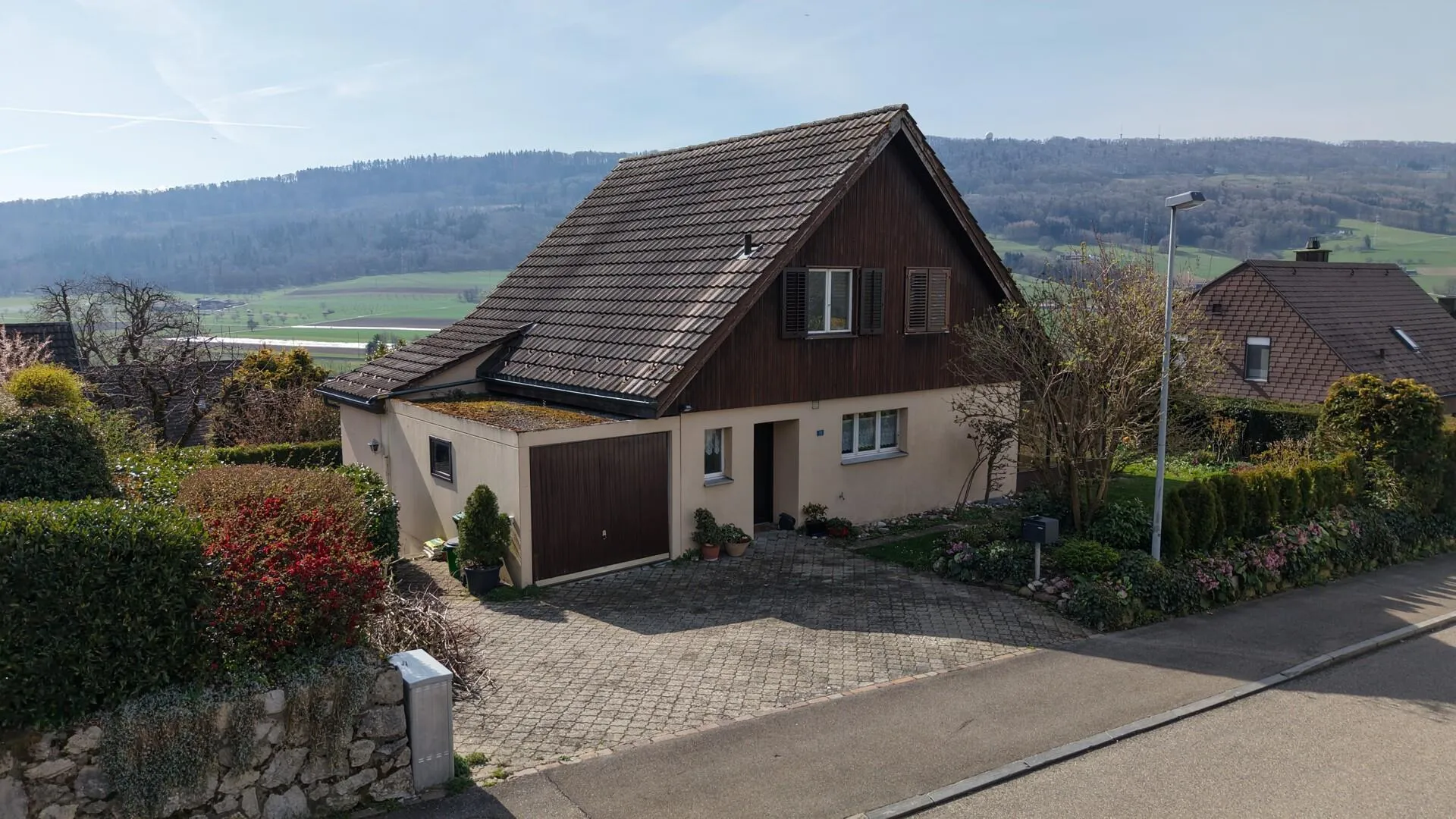 Sonniges Familienidyll mit Ausbaupotenzial an Bestlage