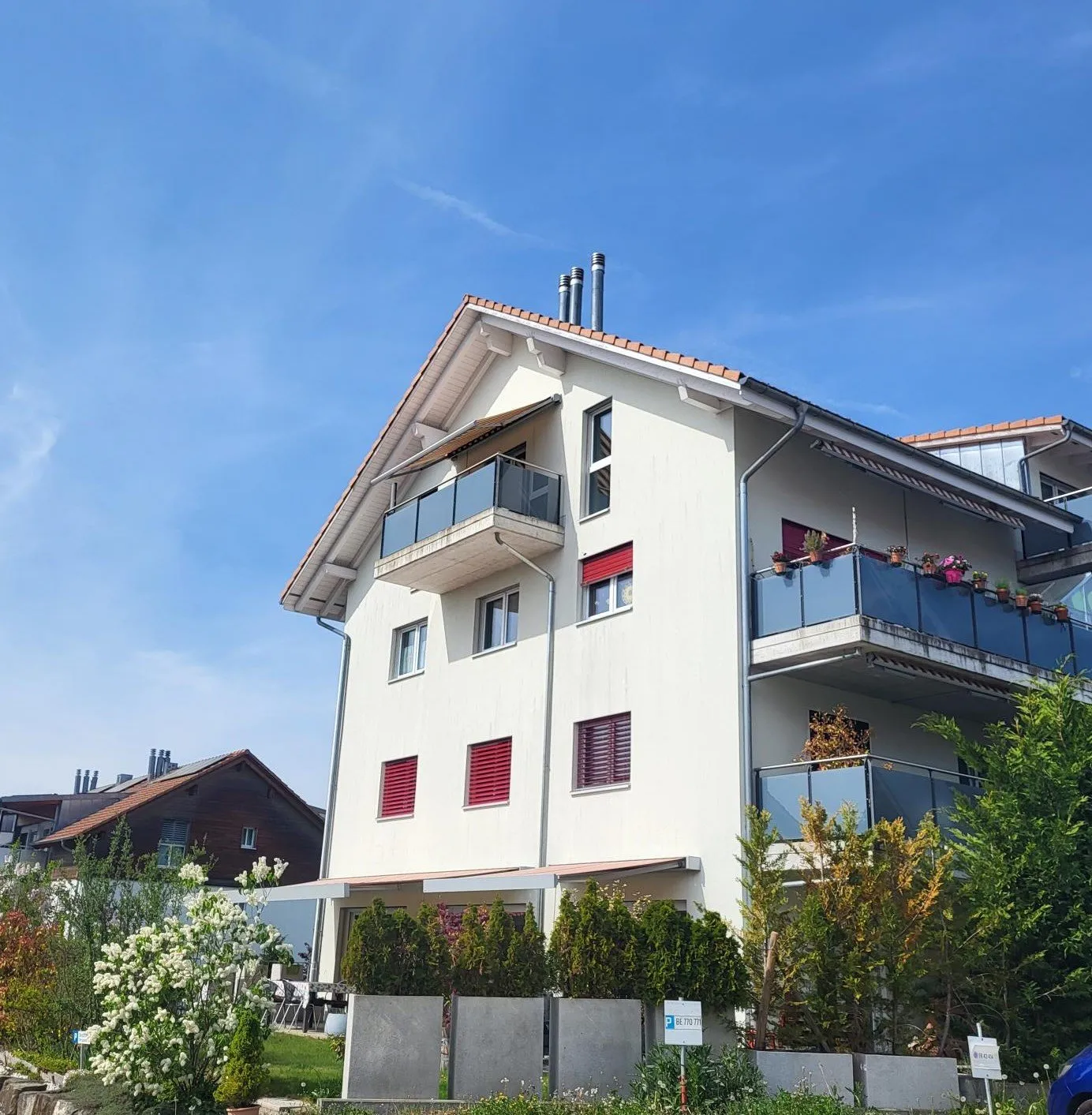 Moderne 2.5-Zi-Dachwohnung in Schwarzenburg als Wohnung für Eigenbedarf oder Kapitalanlage geeignet