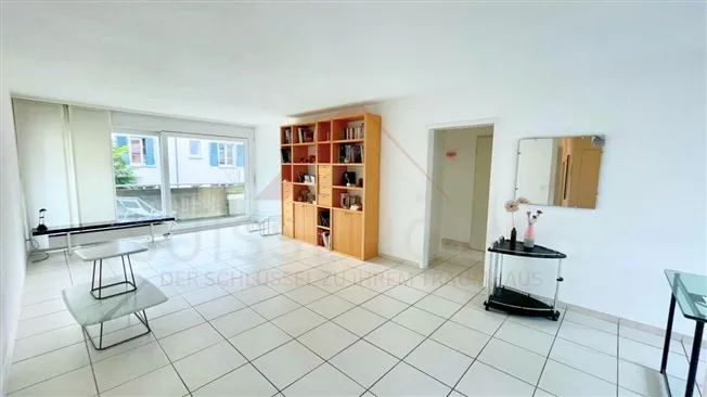 Gepflegte 4.5-Zimmer-Wohnung mit sonnigem Südwestbalkon und umfassend sanierter Liegenschaft in 2502 Biel