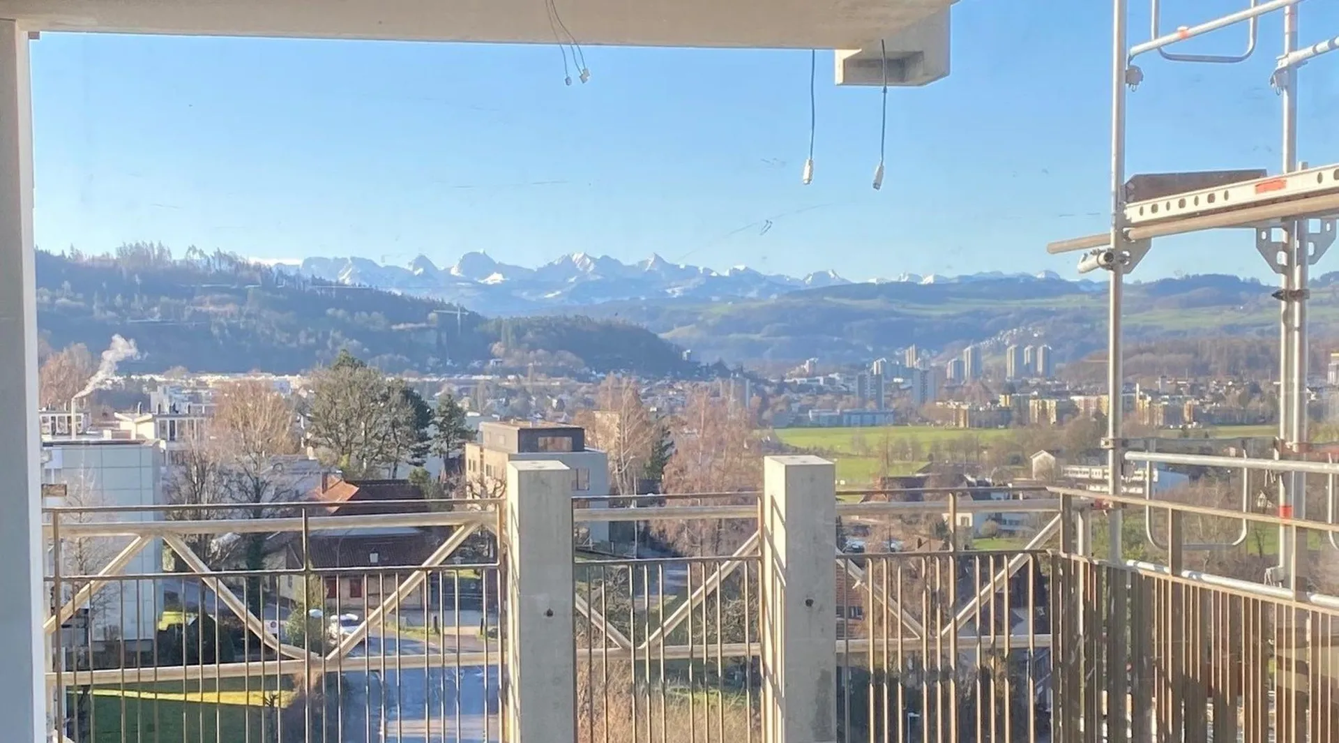 5 ½ Zi Etagenresidenz im 3. Stock im Flugbrunnenareal Bolligen