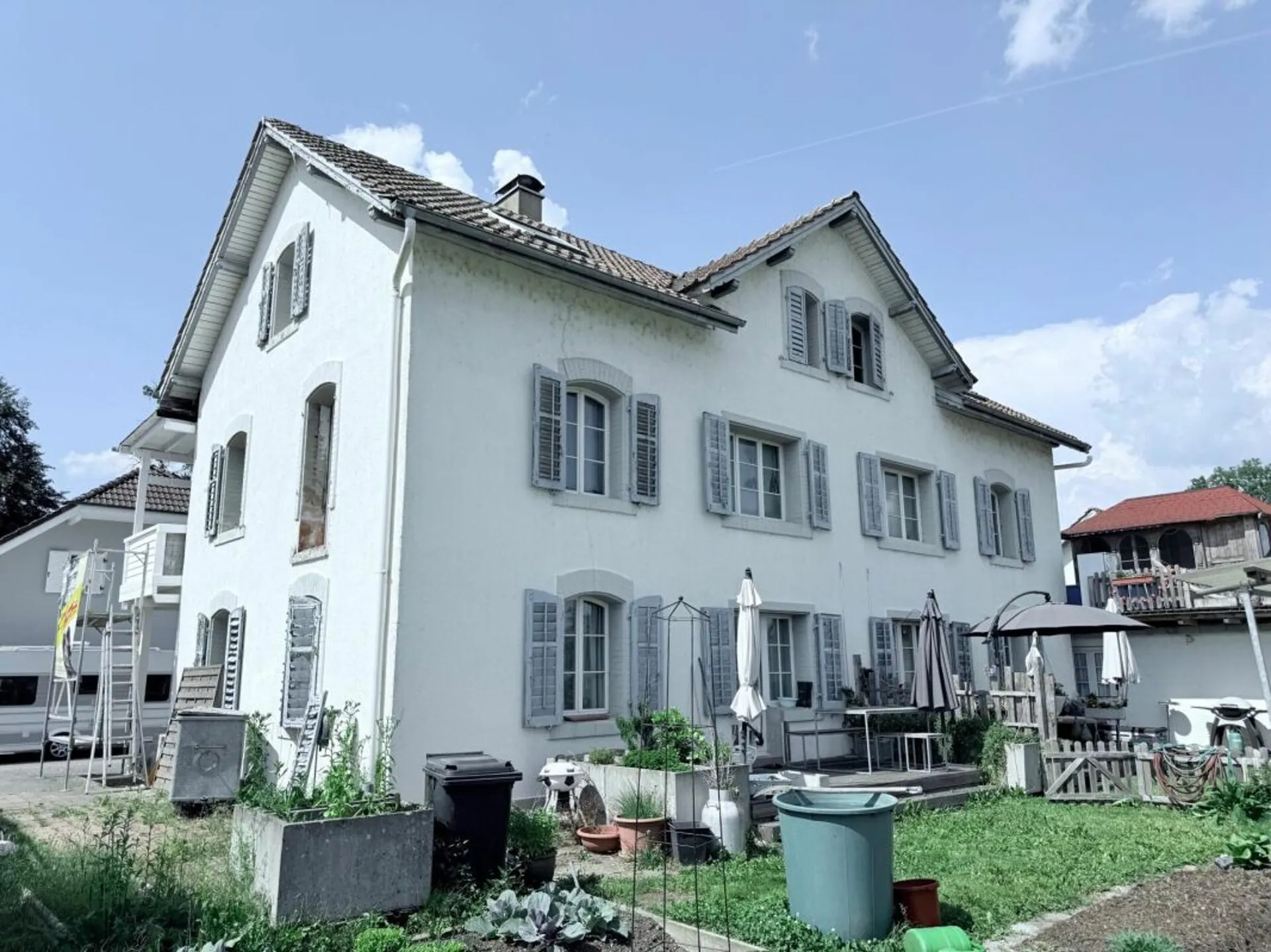 Interessantes Mehrfamilienhaus mit 5 % BR - VP verhandelbar