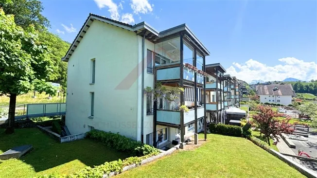 Wohnerlebnis mit Potenzial 3-Zimmer-Wohnung in Greppen