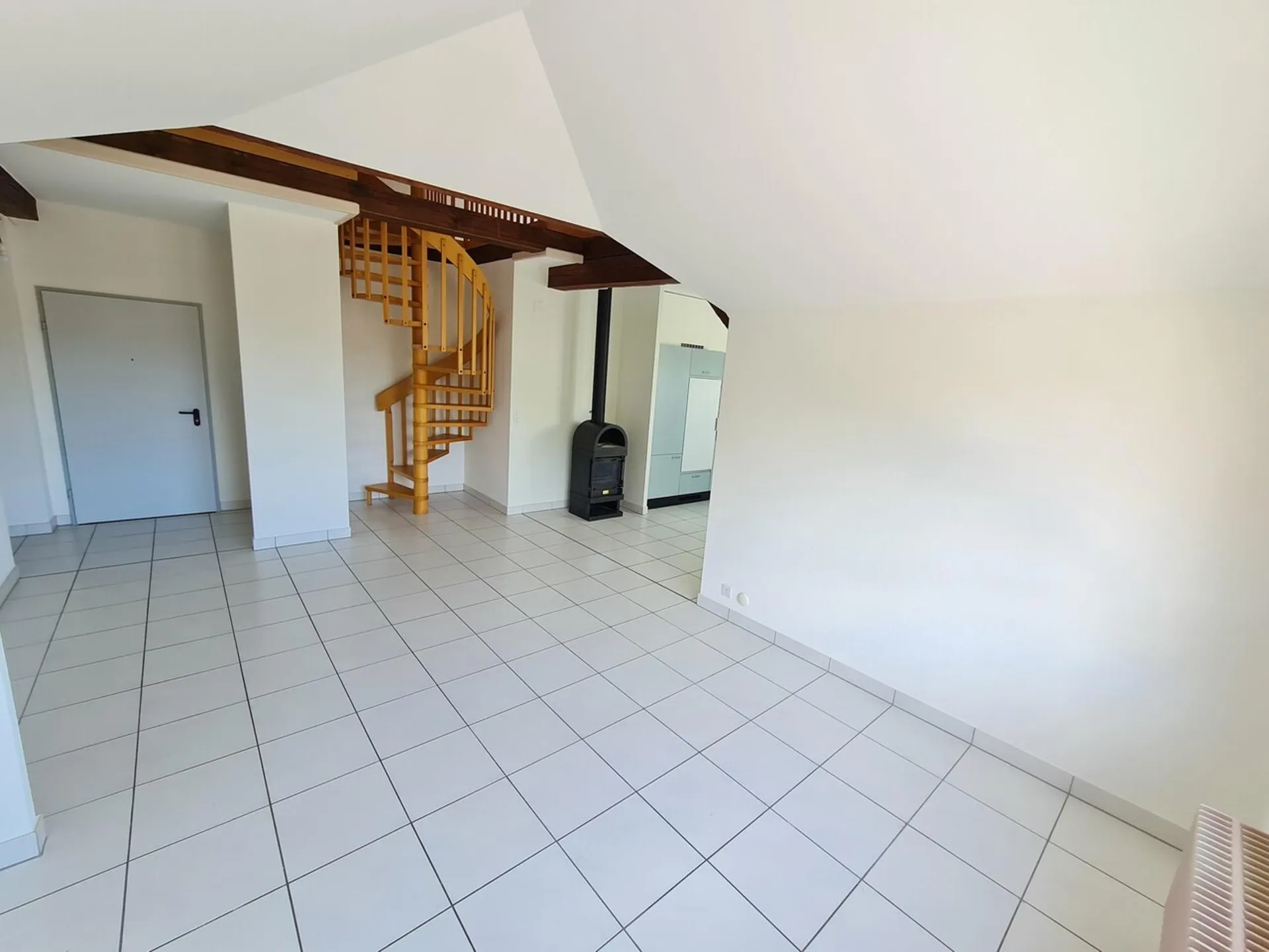 Duplex lumineux 4 pces de 94m2 - A deux pas de l'hôpital