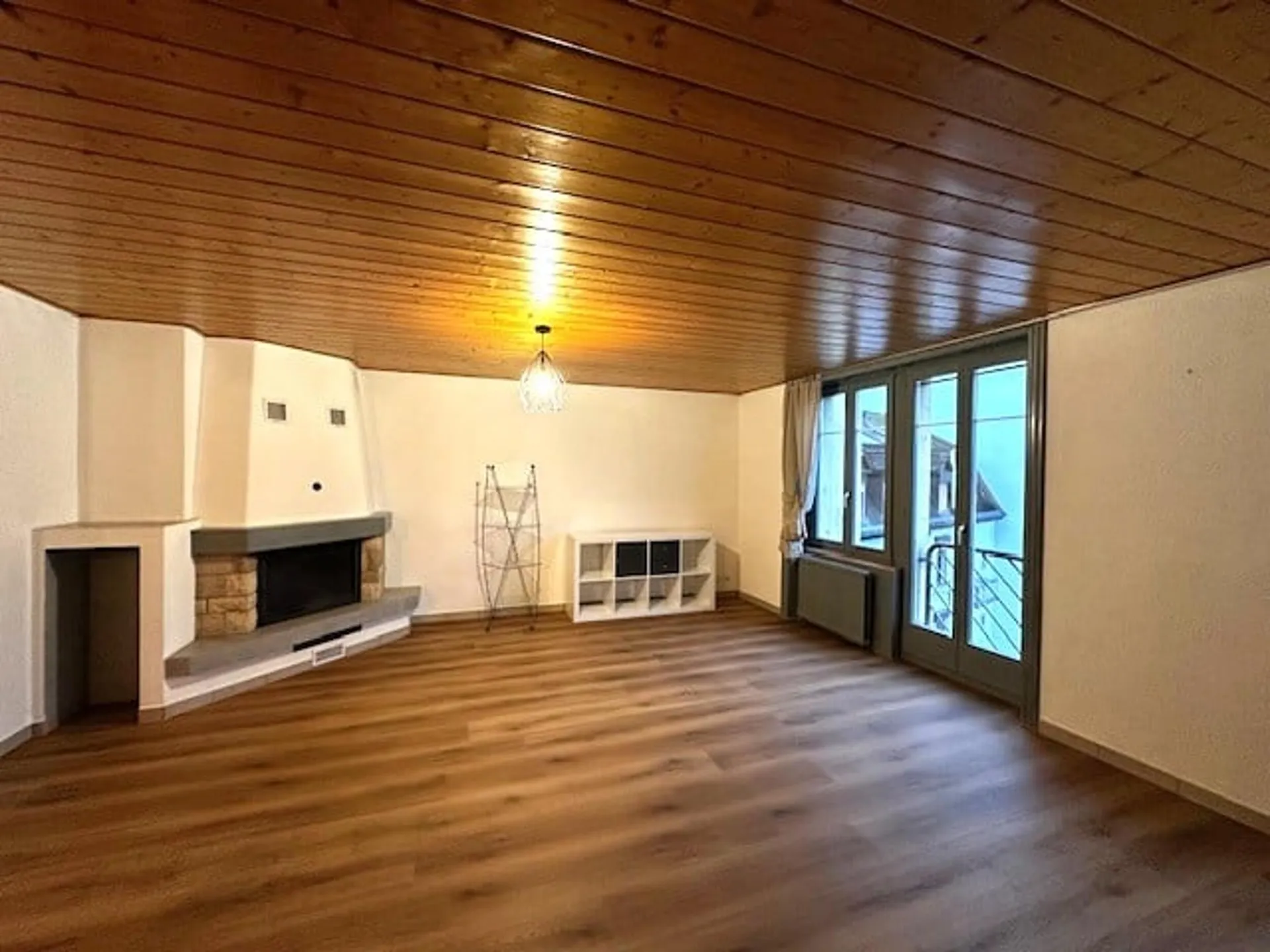 Spacieux appartement 5.5 pièces rénové à Delémont