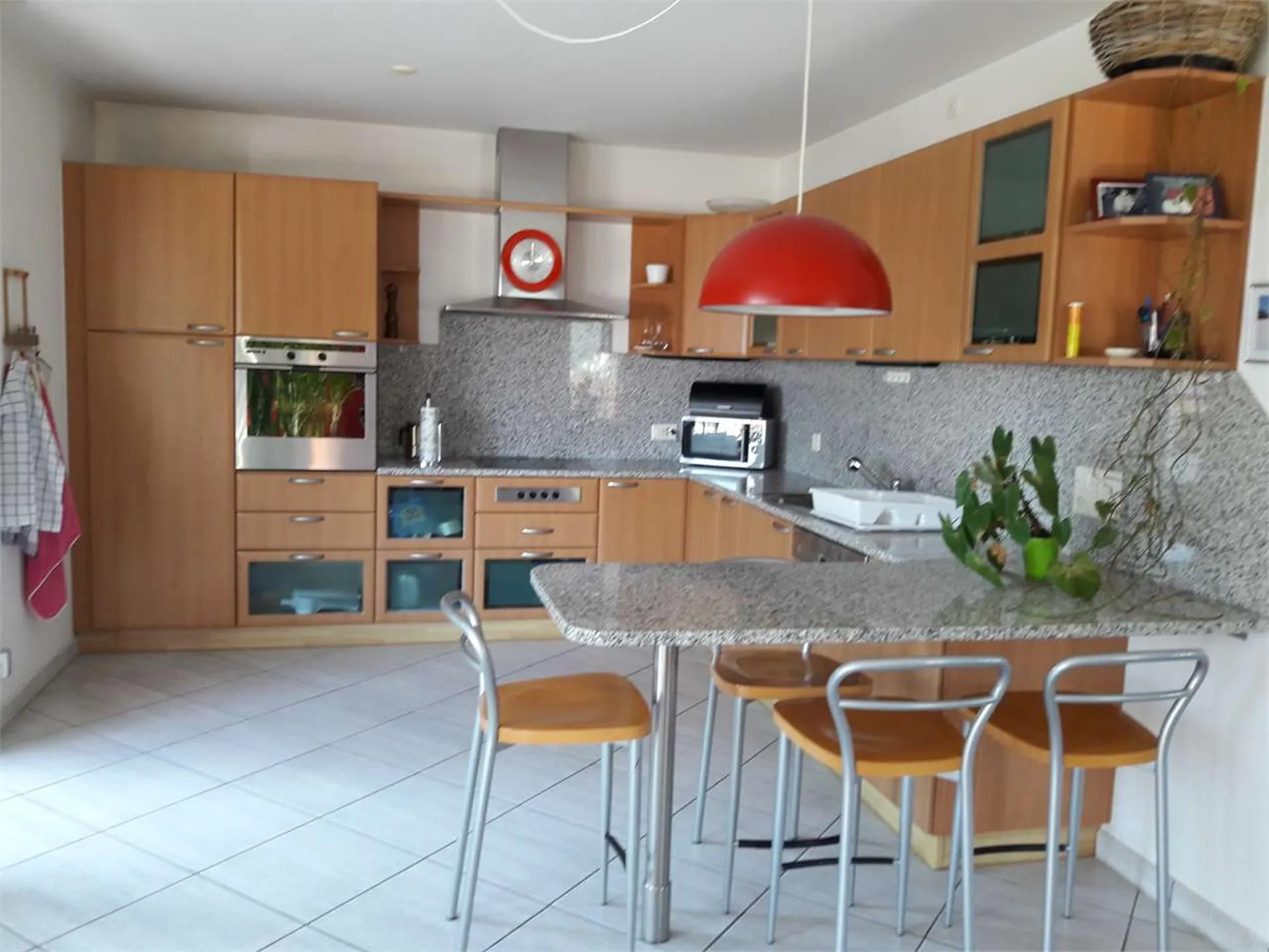 Comano - Ampia e Luminosa Casa Unifamiliare (5 Camere) con Giardino Pr