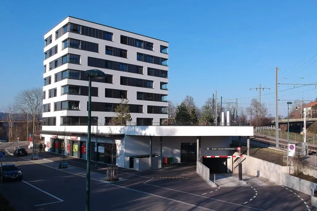 Motorradplatz in Arlesheim