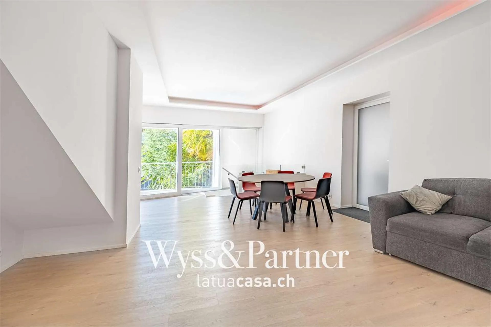 Ascona - splendido duplex di 3.5 locali