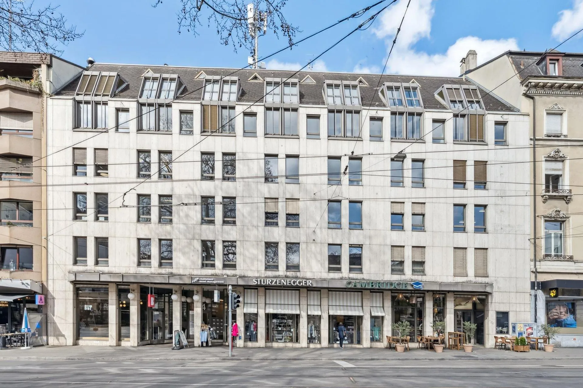 Grossraumbüro im Zentrum von Basel-Stadt