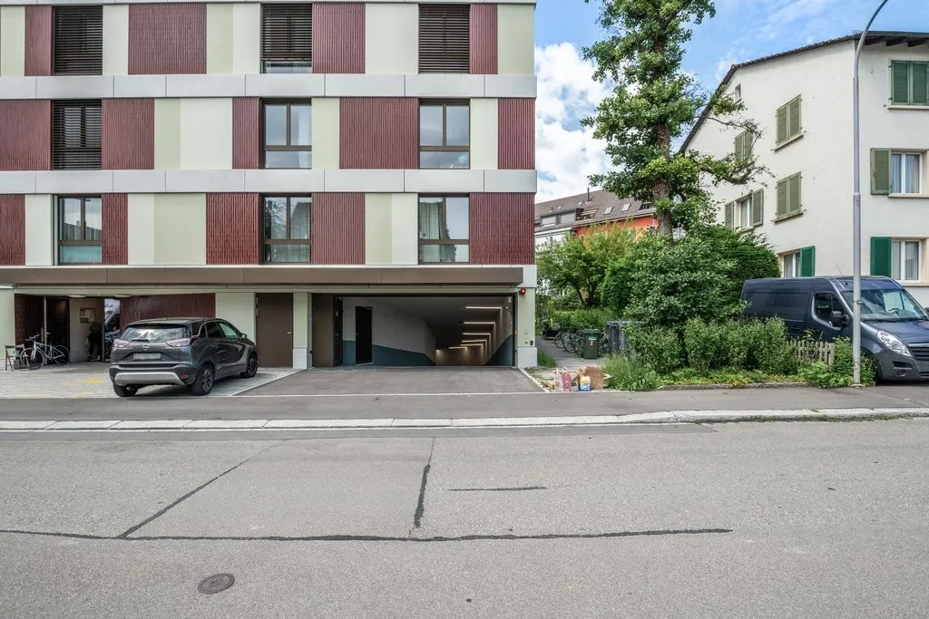 Einstellplatz in der Tiefgarage zu vermieten!