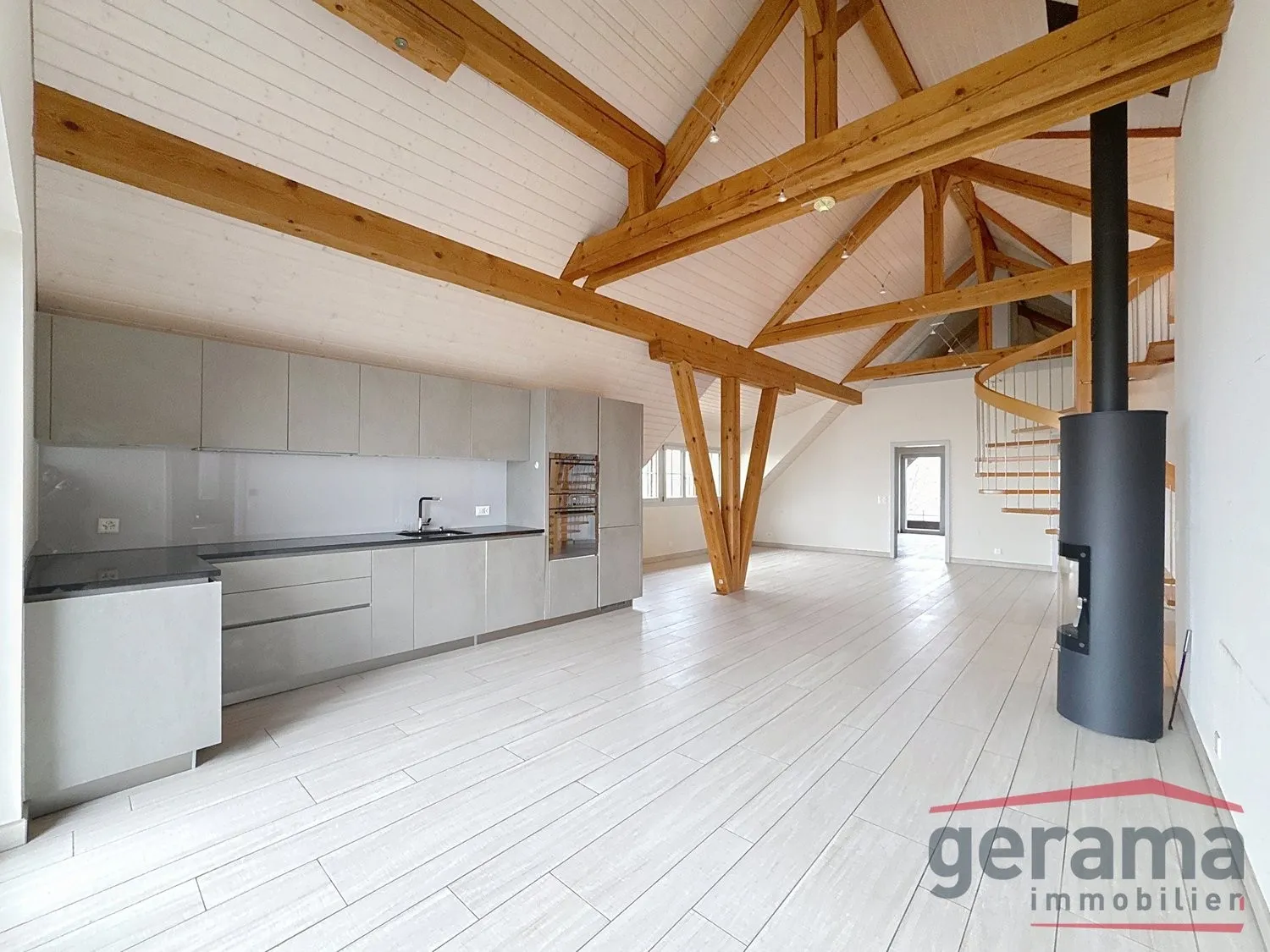 Très bel appartement 3.5 pièces au 1er à Ponthaux