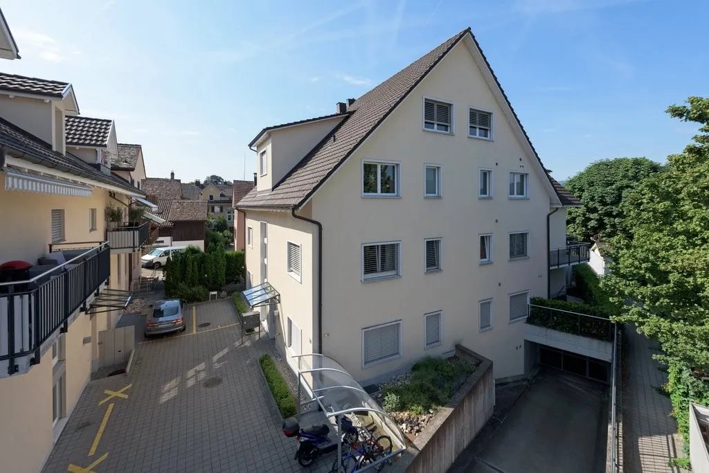 Einstellplatz in der Tiefgarage - Erlenbach Zentrum