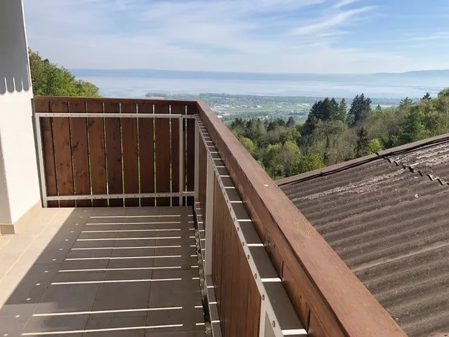 Studio-Wohnung an wunderschöner Aussichtslage oberhalb des Bodensees!