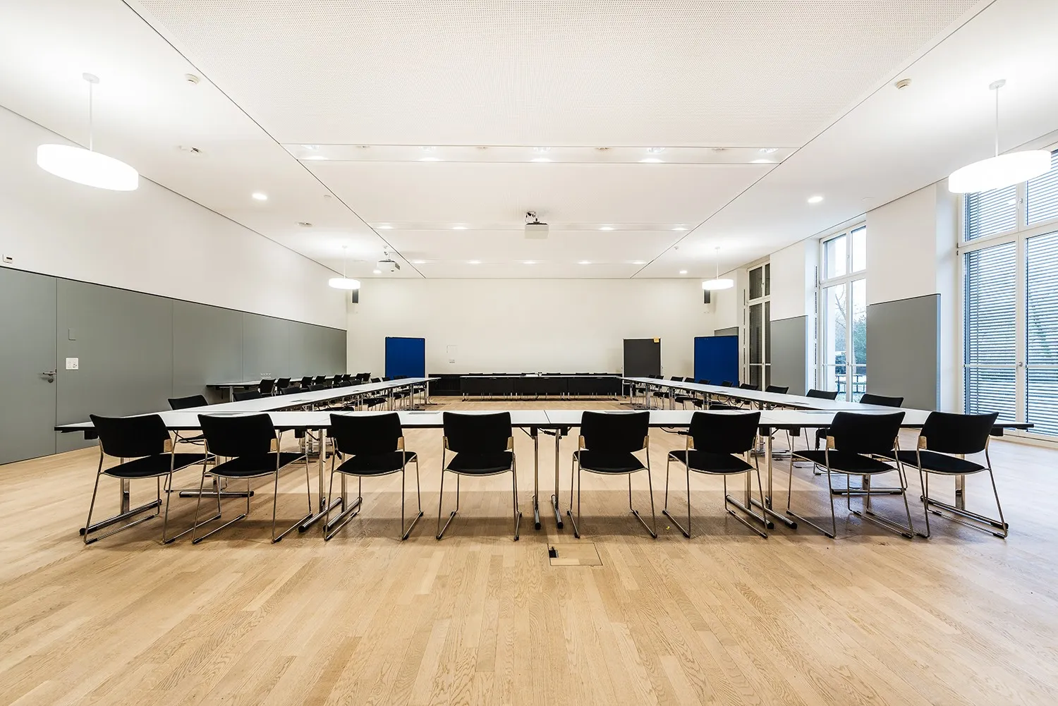 Repräsentative Gewerbefläche im Erdgeschoss – 376 m² mit eigenem Eingang