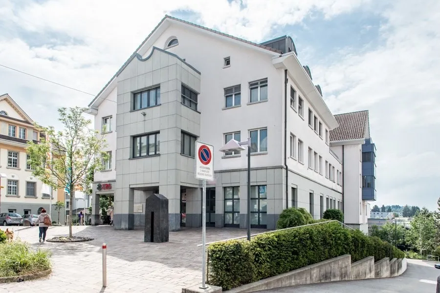 Einstellhallenplätze