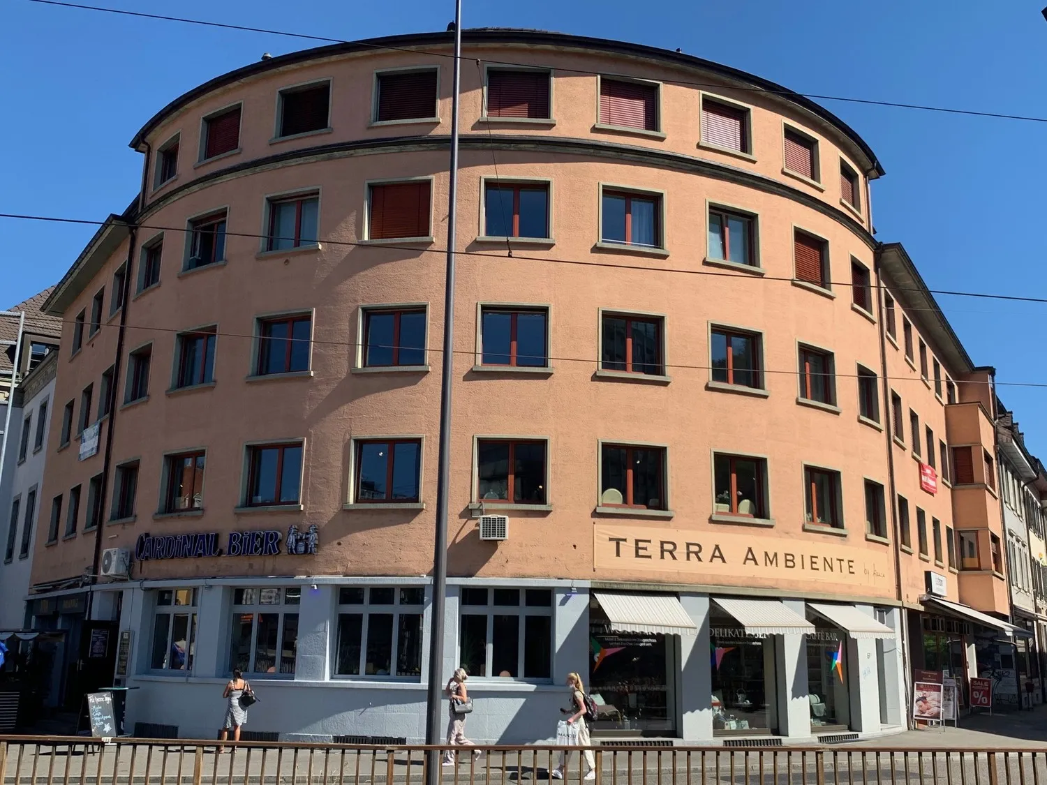 Ladenlokal auf 2 Etagen in zentraler lage
