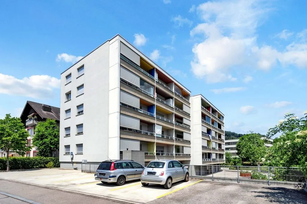 Freie Einstellhallenplätze