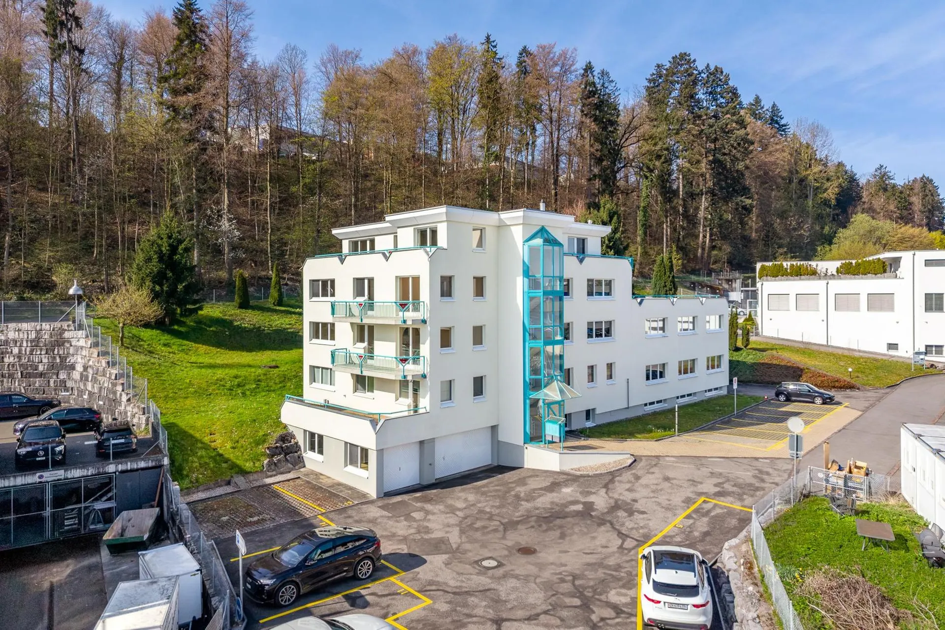 Ihre neue Büro- oder Gewerbefläche am linken Zürichseeufer
