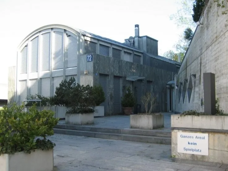 Zentraler Einstellplatz in Zürich zu vermieten