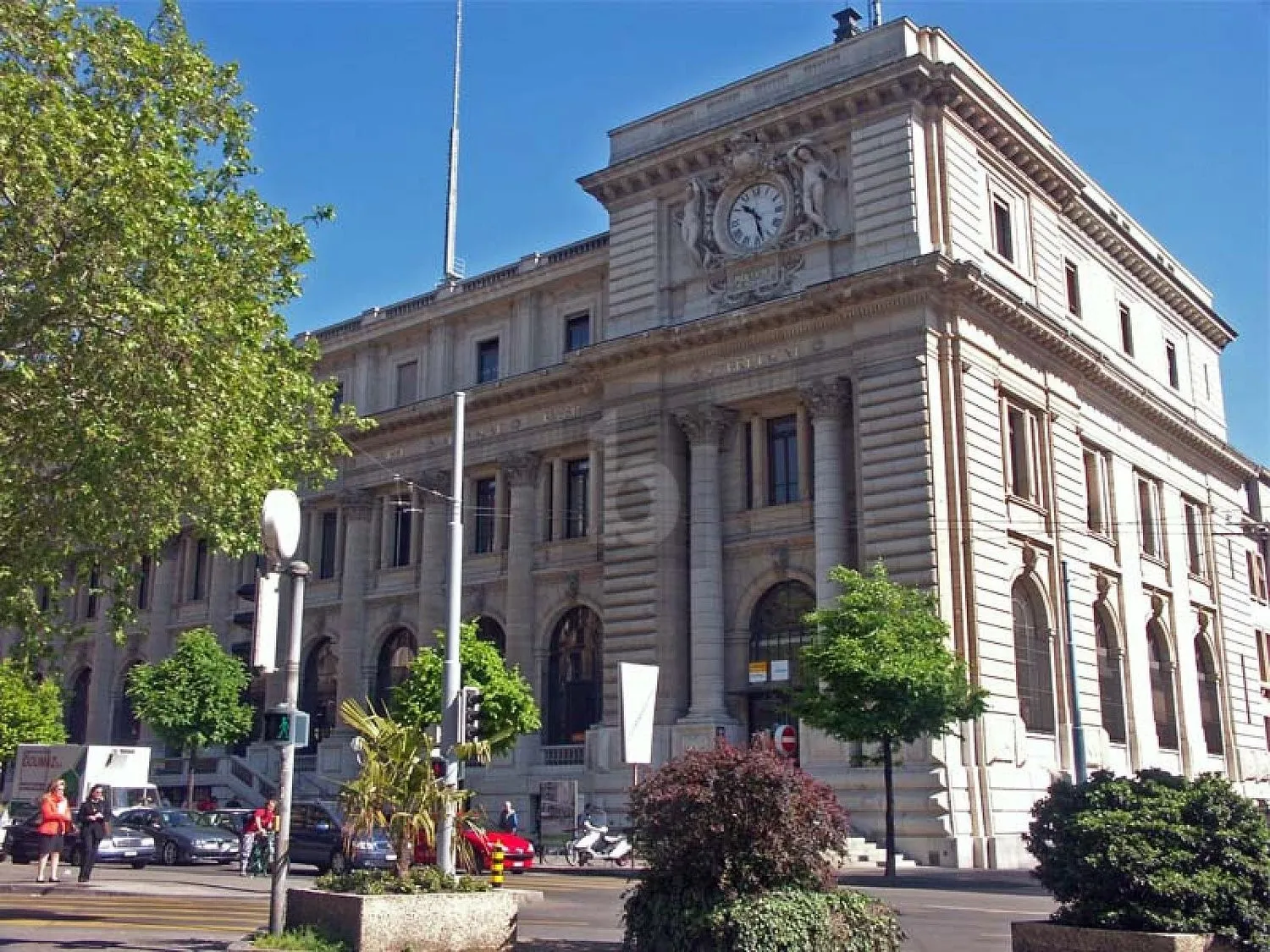 CENTRAL, LUMINEUX ET COLLABORATIF
