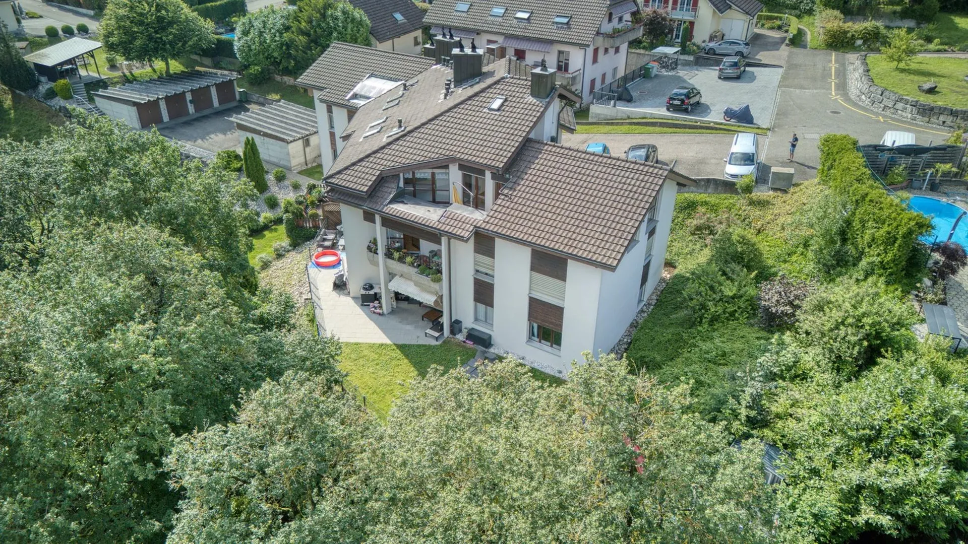 Charmante 2.5-Zimmer-Maisonettewohnung in ruhigem Quartier zu verkaufen