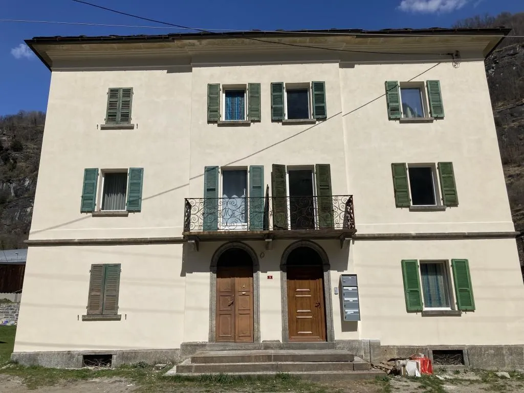 3 1/2-Zimmer-Mansarden-Wohnung im Dachgeschoss an ruhiger, zentrale...
