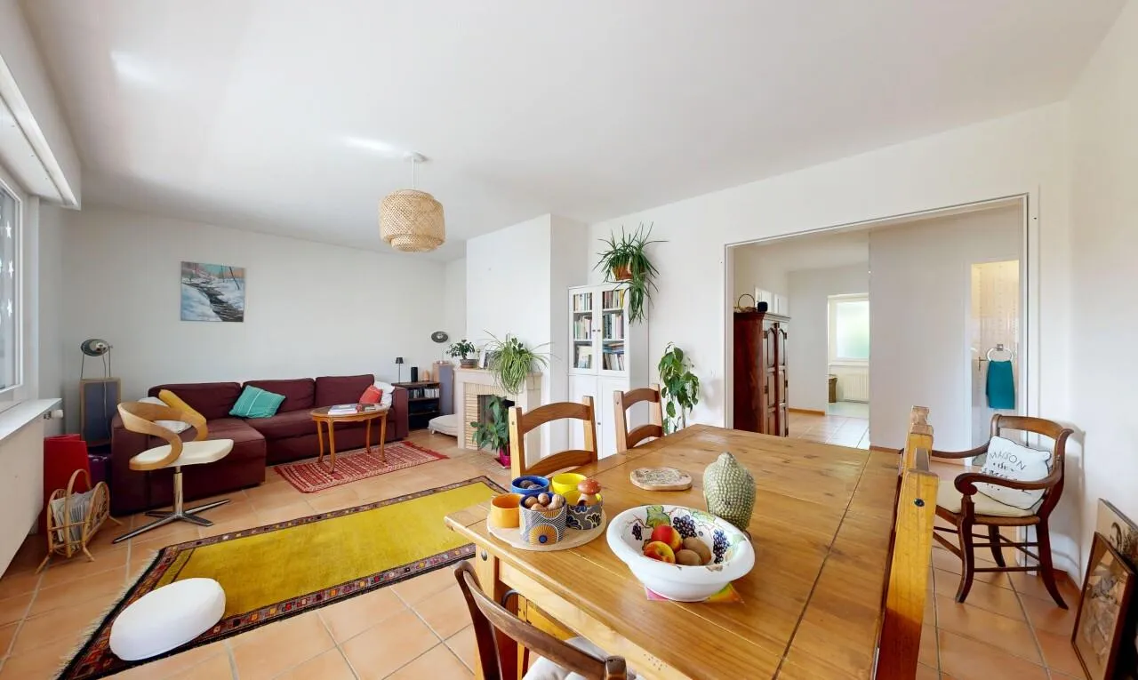 Bel appartement de 4,5 pièces au calme absolu à Chailly