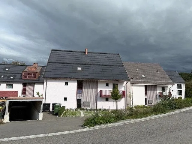 Grosszügige 3.5 Zimmer-Maisonettewohnung in Benzenschwil
