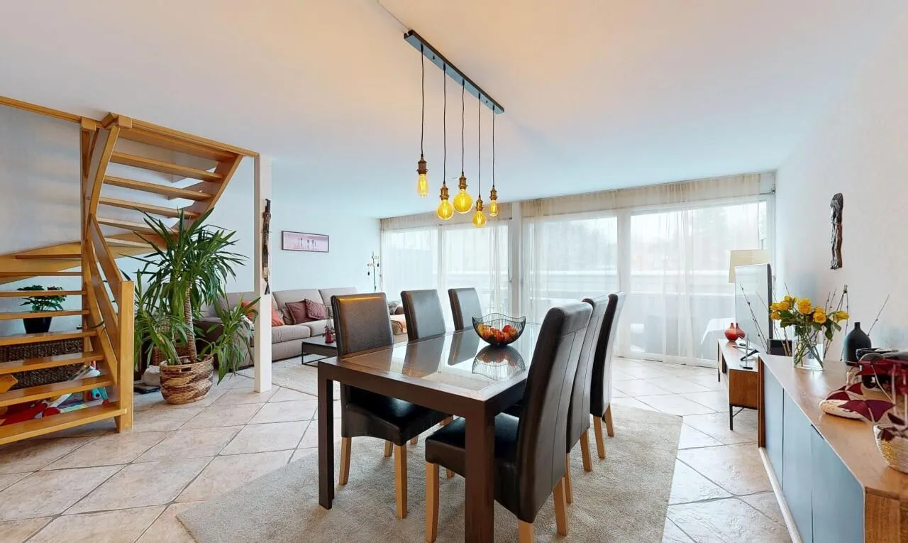 Grand Duplex avec Jardin privé à La Chaux-de-Fonds, 4.5 pièces