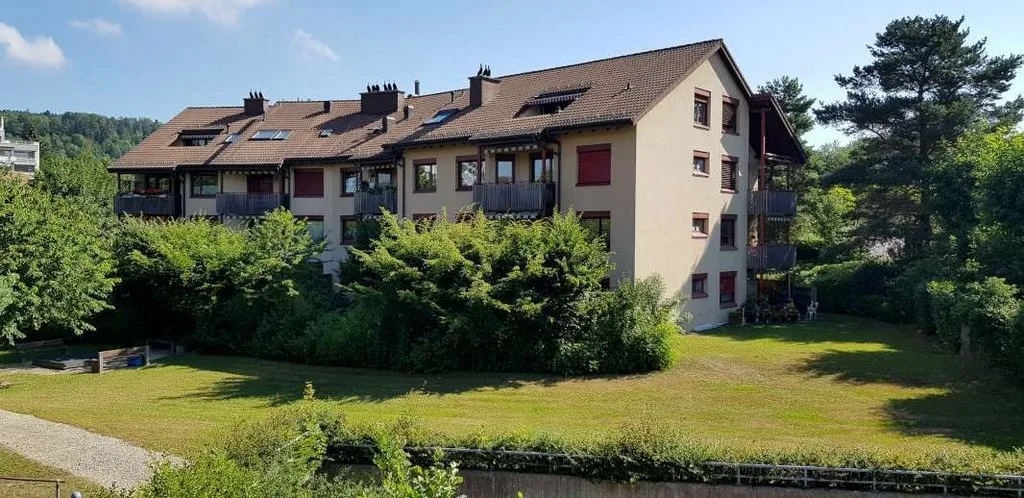 Einstellhallenplätze zu vermieten