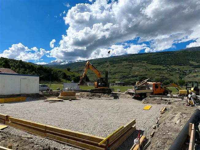 Atemberaubendes Doppelhaushaus in der Schweizer Chalais