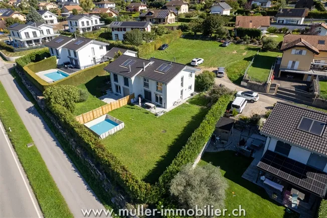 Doppelhaushälfte mit großem Grundstück und toller Aussicht in Ollon