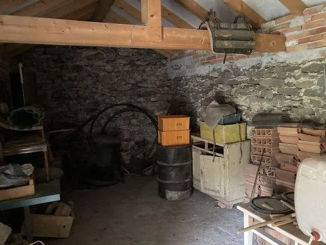 Image 9