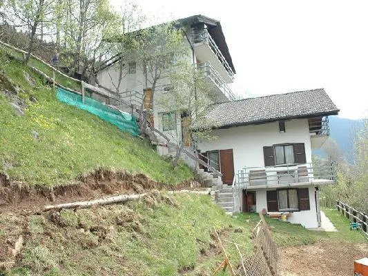 4-Zimmer-Wohnung im 2. Obergeschoss