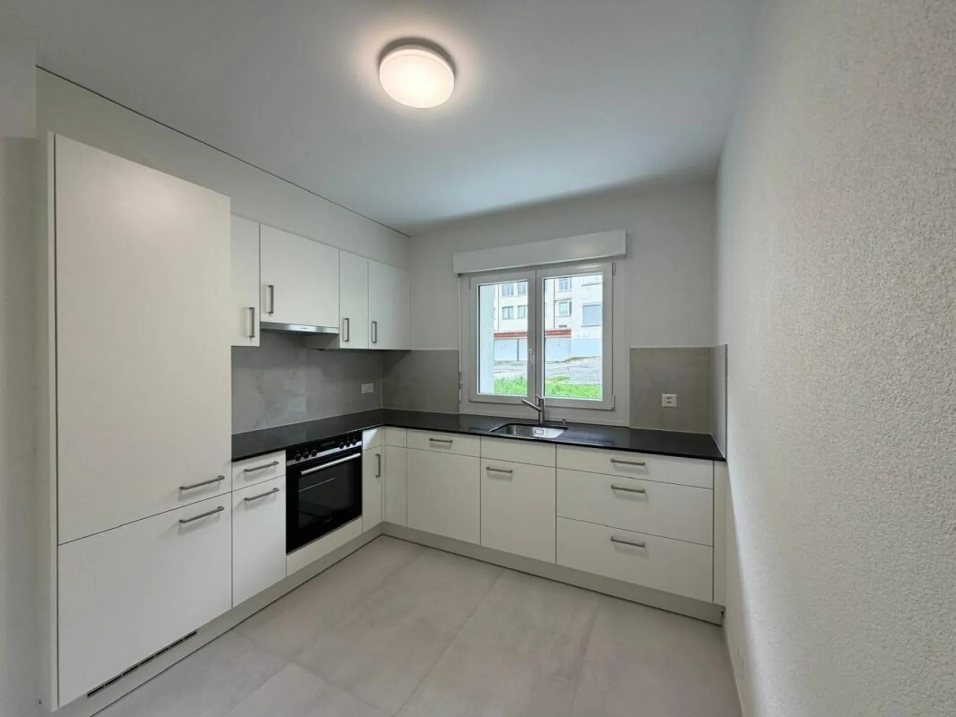 St-Imier, magnifique appartement de 2 pièces au 1er étage entièrement rénové avec balcon