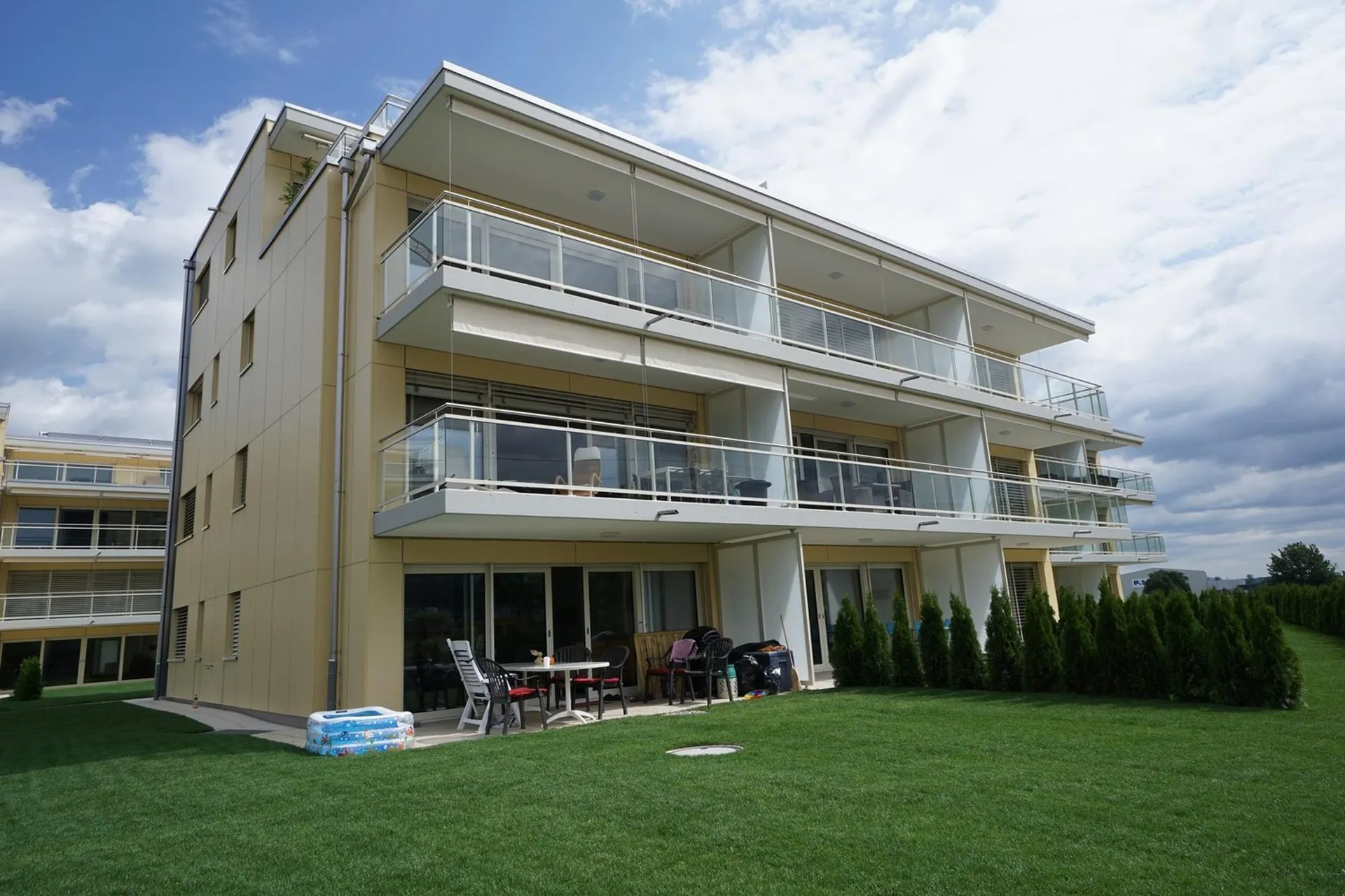 Image 10