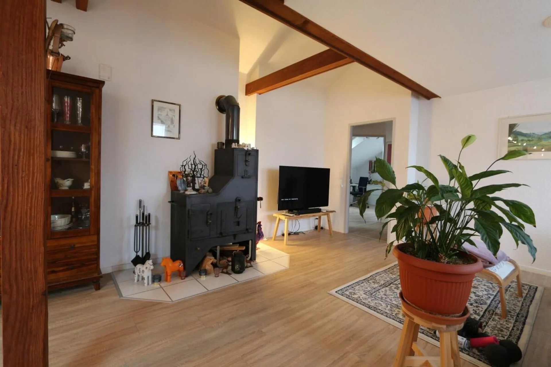 3.5 Zimmer- Dachgeschosswohnung mit 93m2 Wohnfläche!