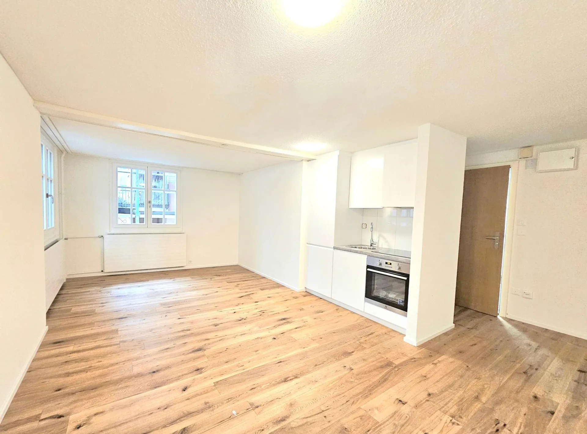 Single- / Studentenwohnung neu renoviert