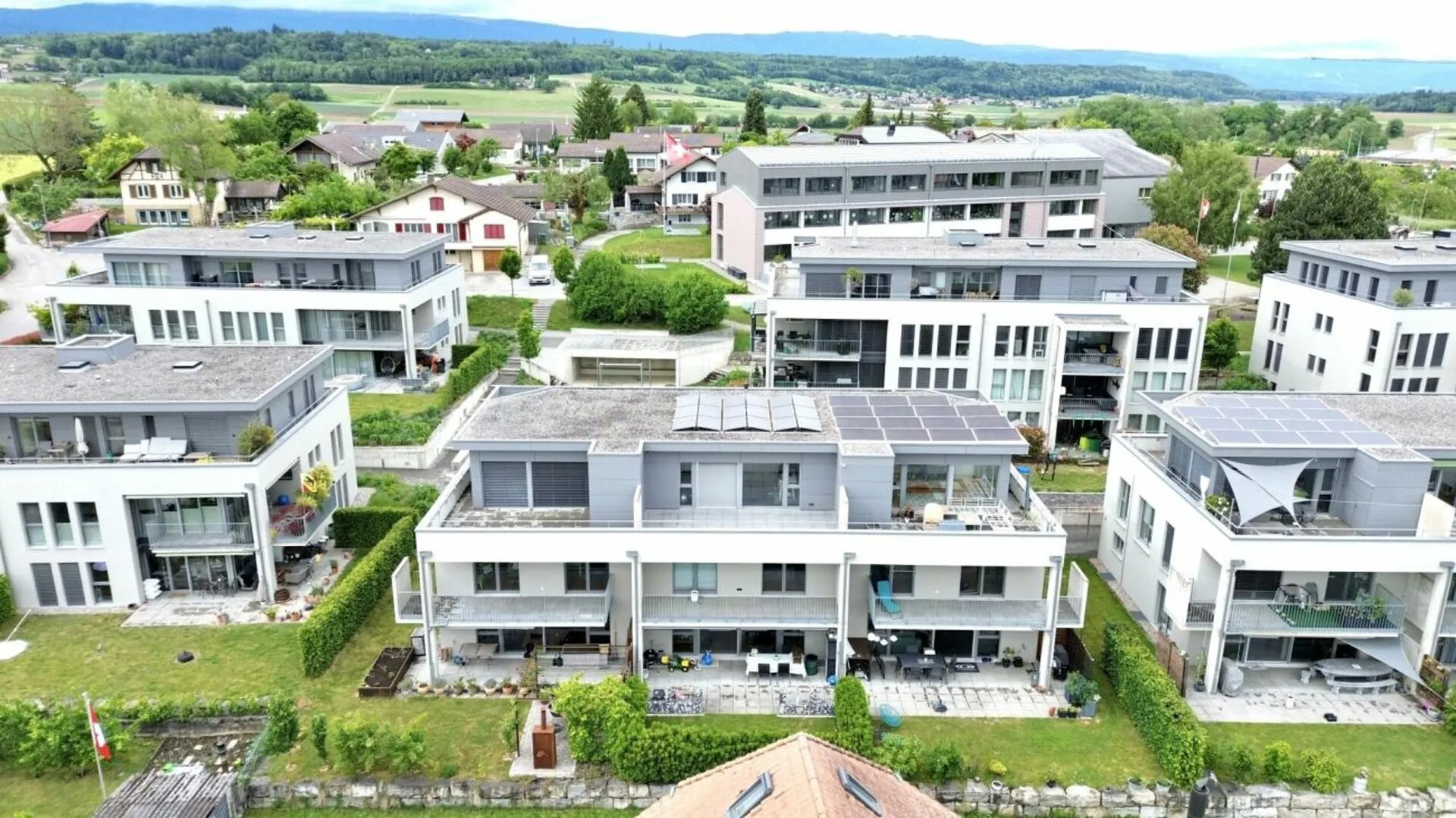Familienfreundliches 5.5-Zimmer-Reiheneinfamilienhaus mit exklusiver Ausstattung