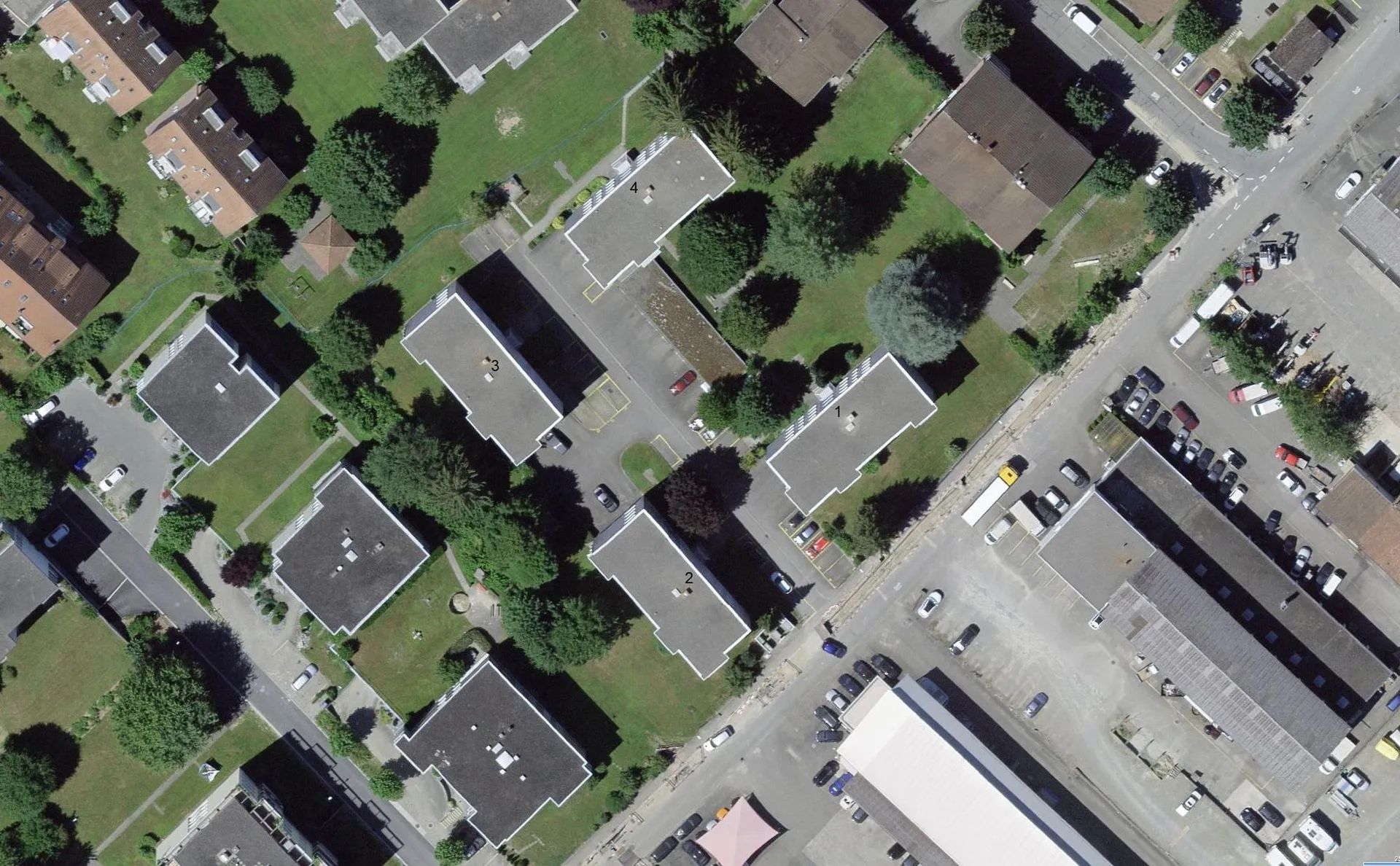 Wir vermieten eine schöne 4-Zimmerwohnung in Mellingen mit Garage