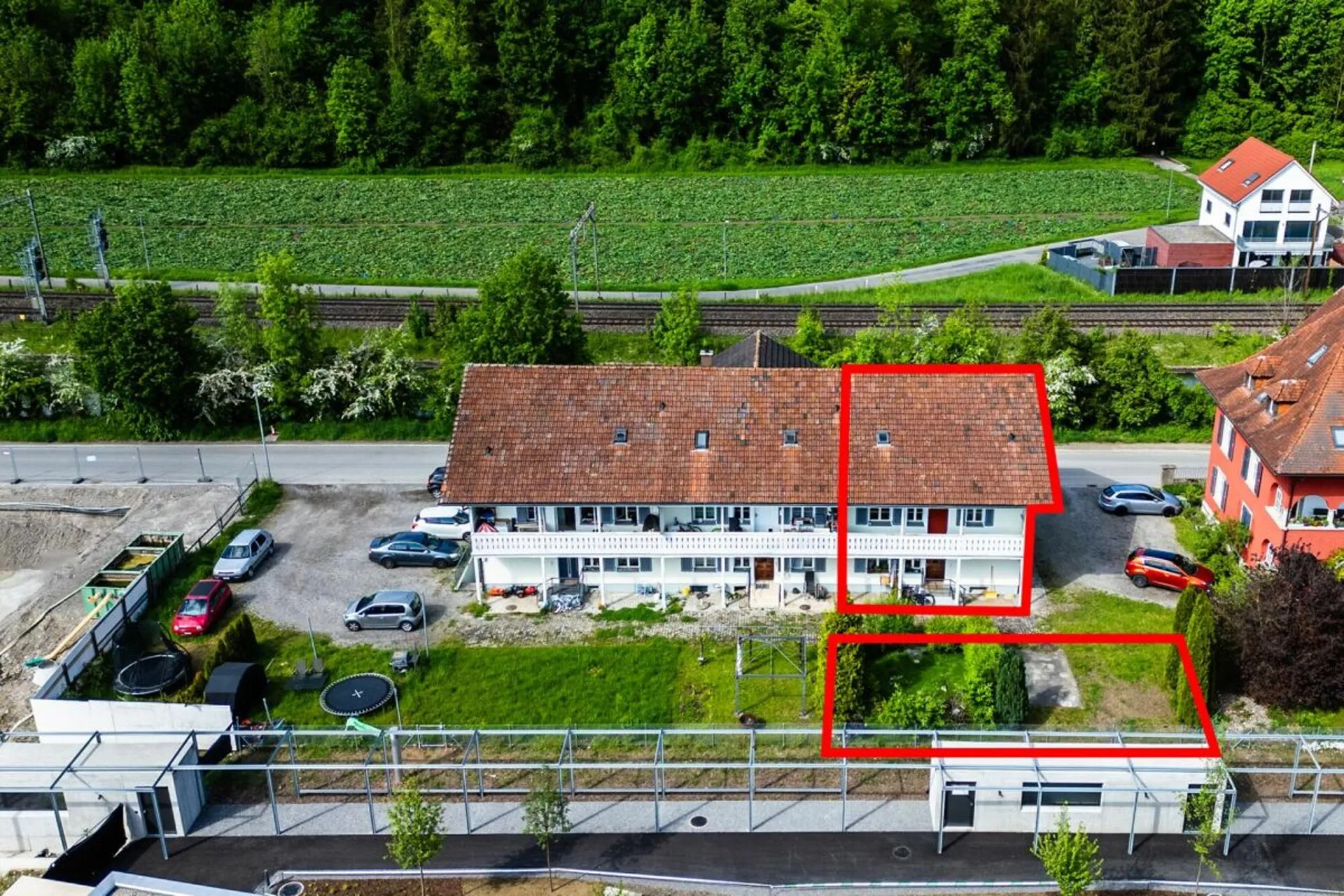 Hochwertiger Hausteil - idyllisch ruhig gelegen