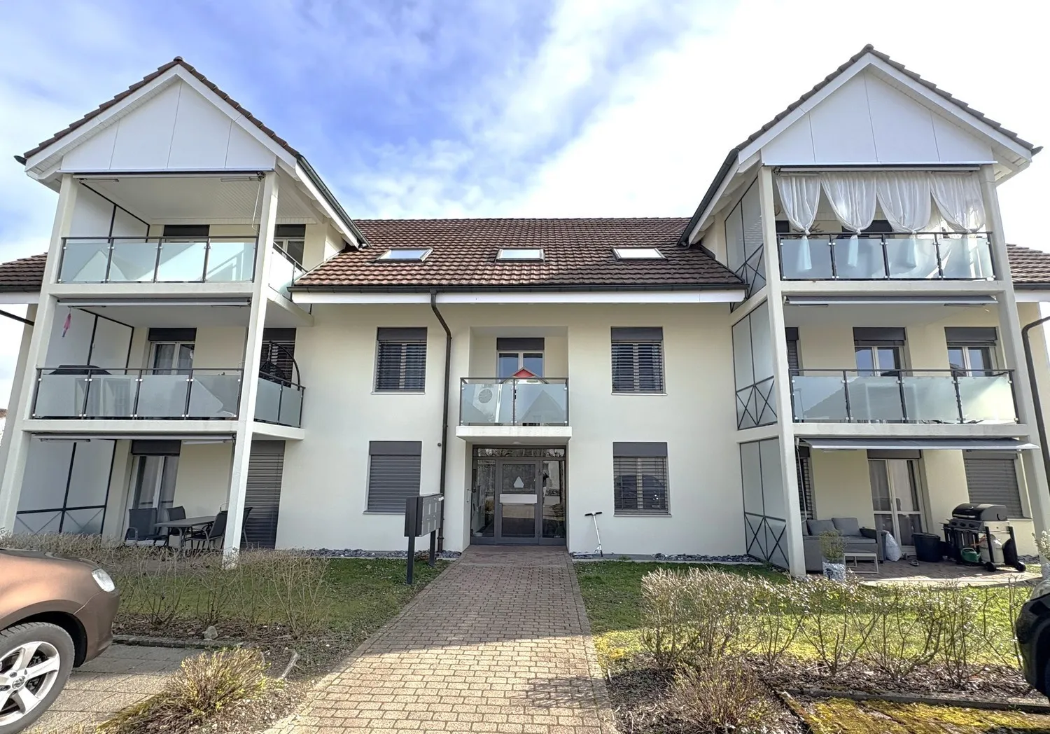 Helle 4.5-Zimmerwohnung mit großem Balkon in Niederbipp